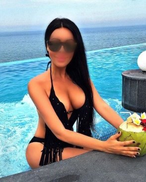 Александра, 29